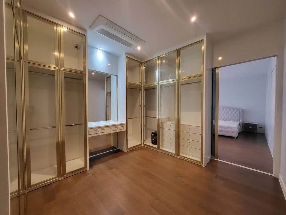 Property photos for Bugaan Krungthep Kreetha
