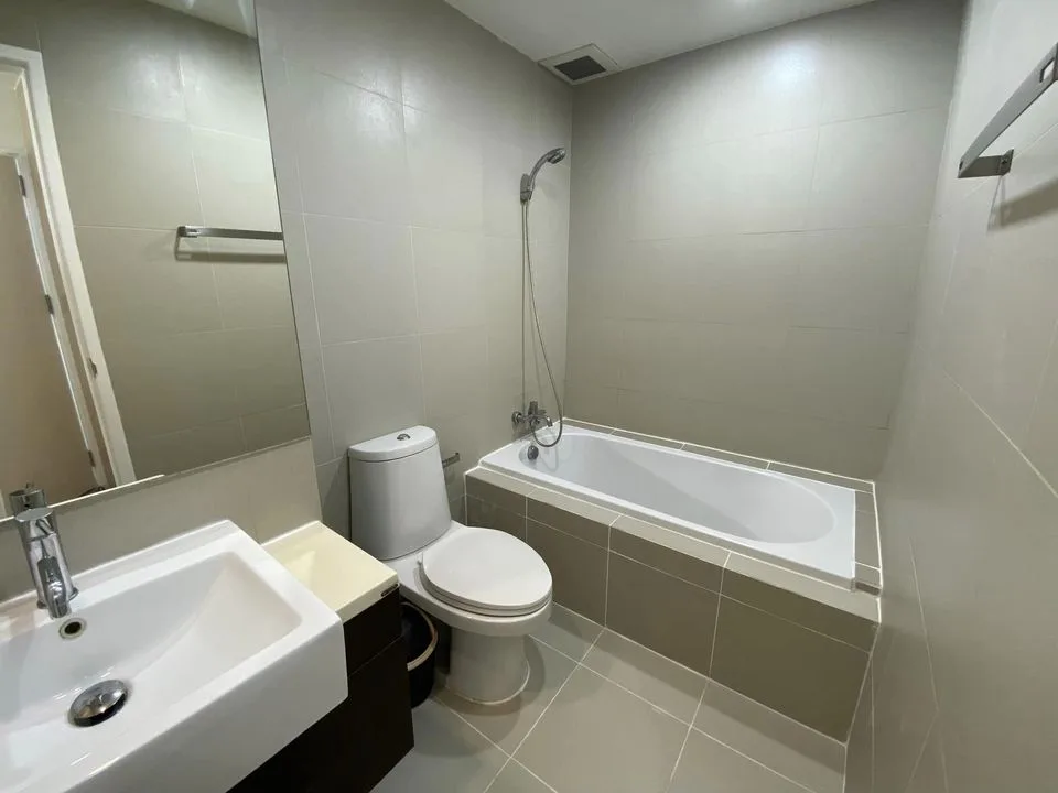 Property photos for Noble Remix