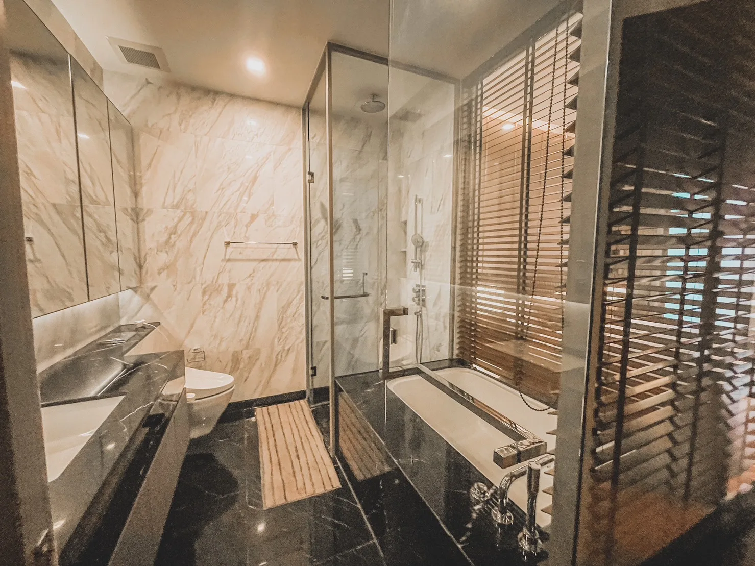 Property photos for Saladaeng One