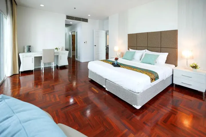 Property photos for The Grand Sethiwan Sukhumvit 24
