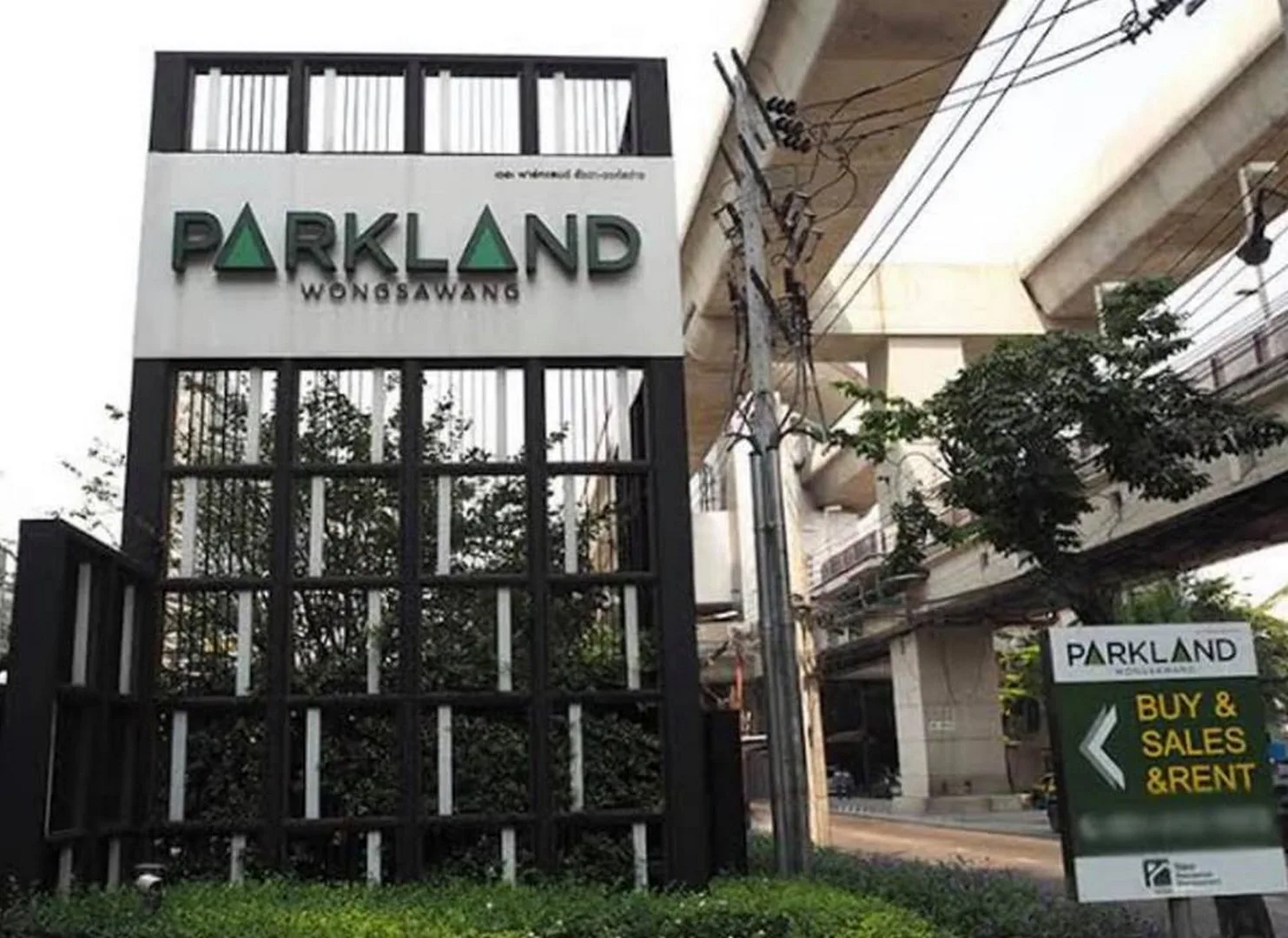Property photos for The Parkland Taksin - Thapra
