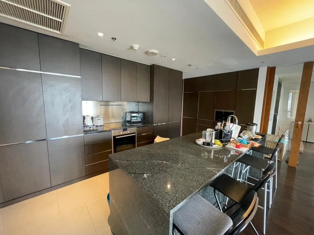 Property photos for Hansar Rajdamri