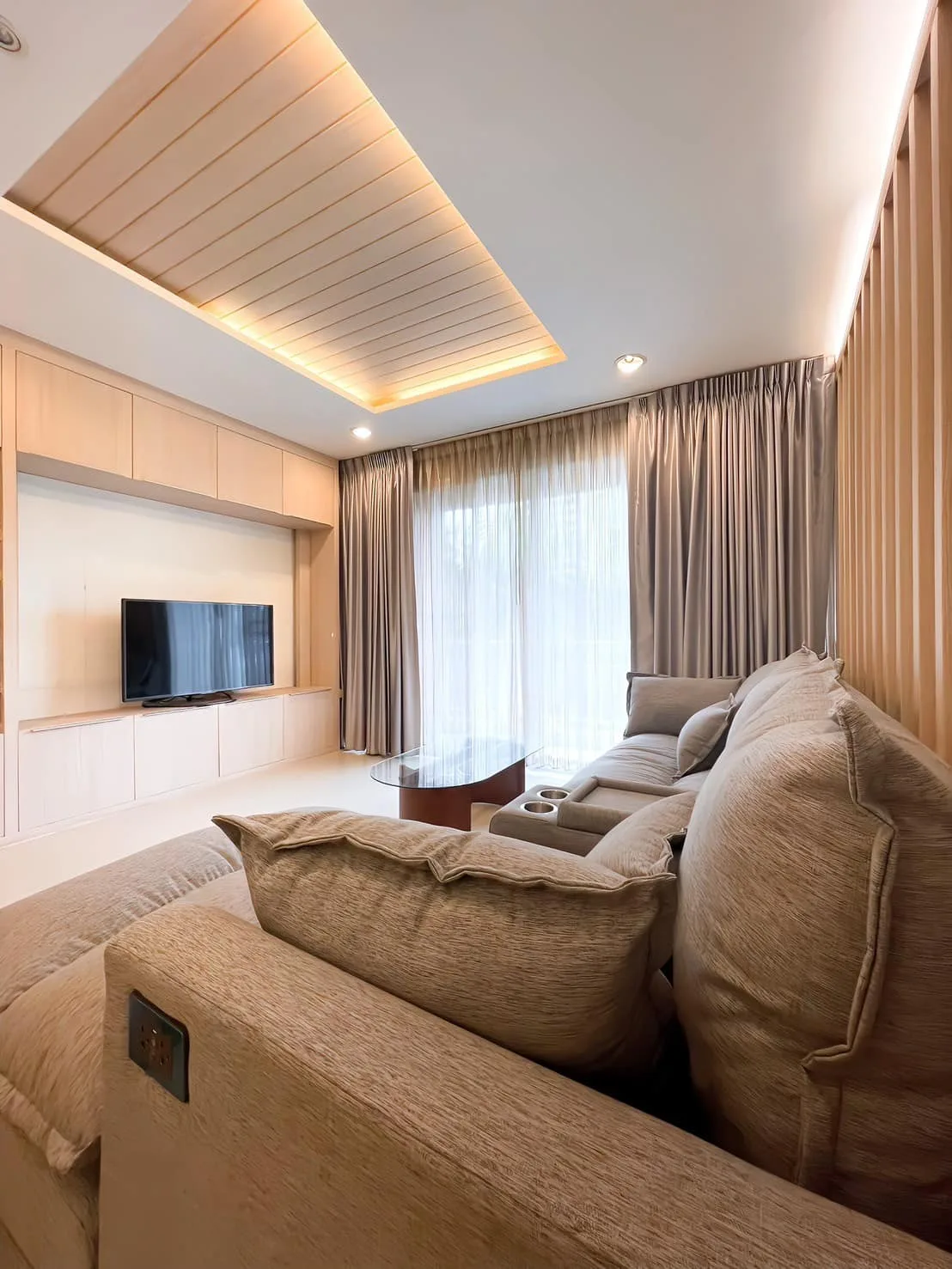 Property photos for The Rise Sukhumvit 39
