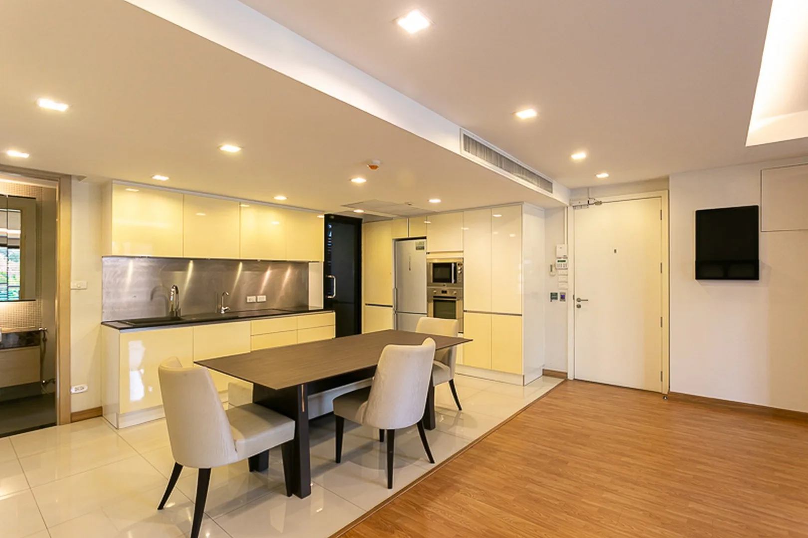 Property photos for L8 Residence