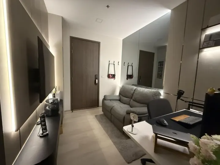 Property photos for The Privacy Jatujak