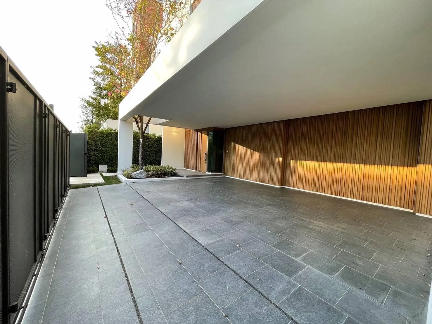 Property photos for Vive Rama 9
