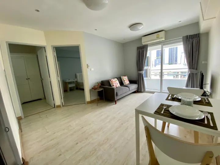 Property photos for Thonglor Tower