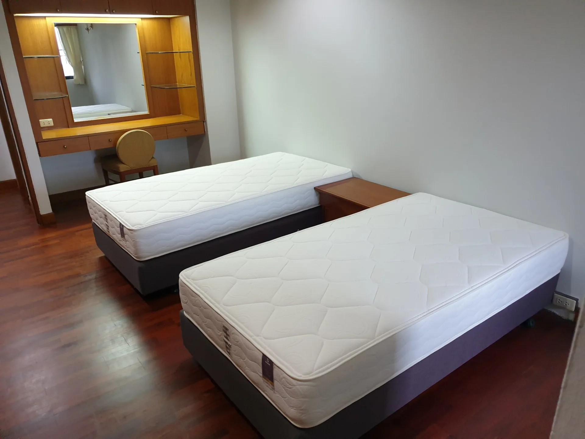 Property photos for Sethiwan Residence
