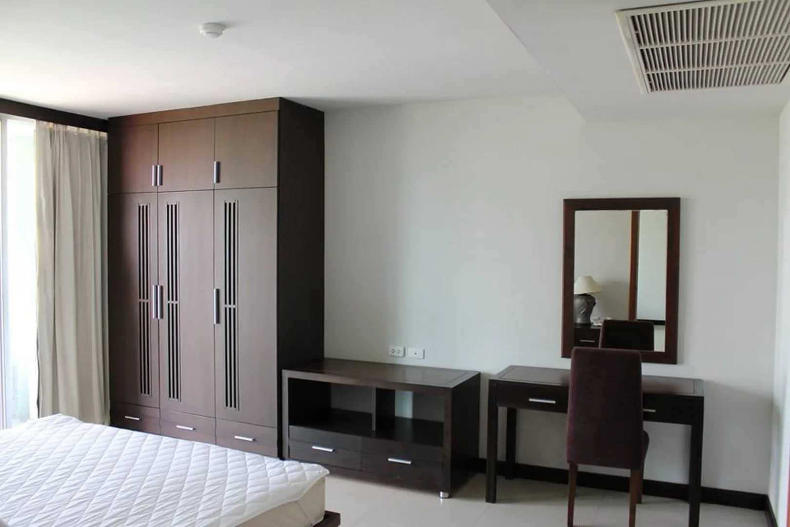 Property photos for Baan Thirapa