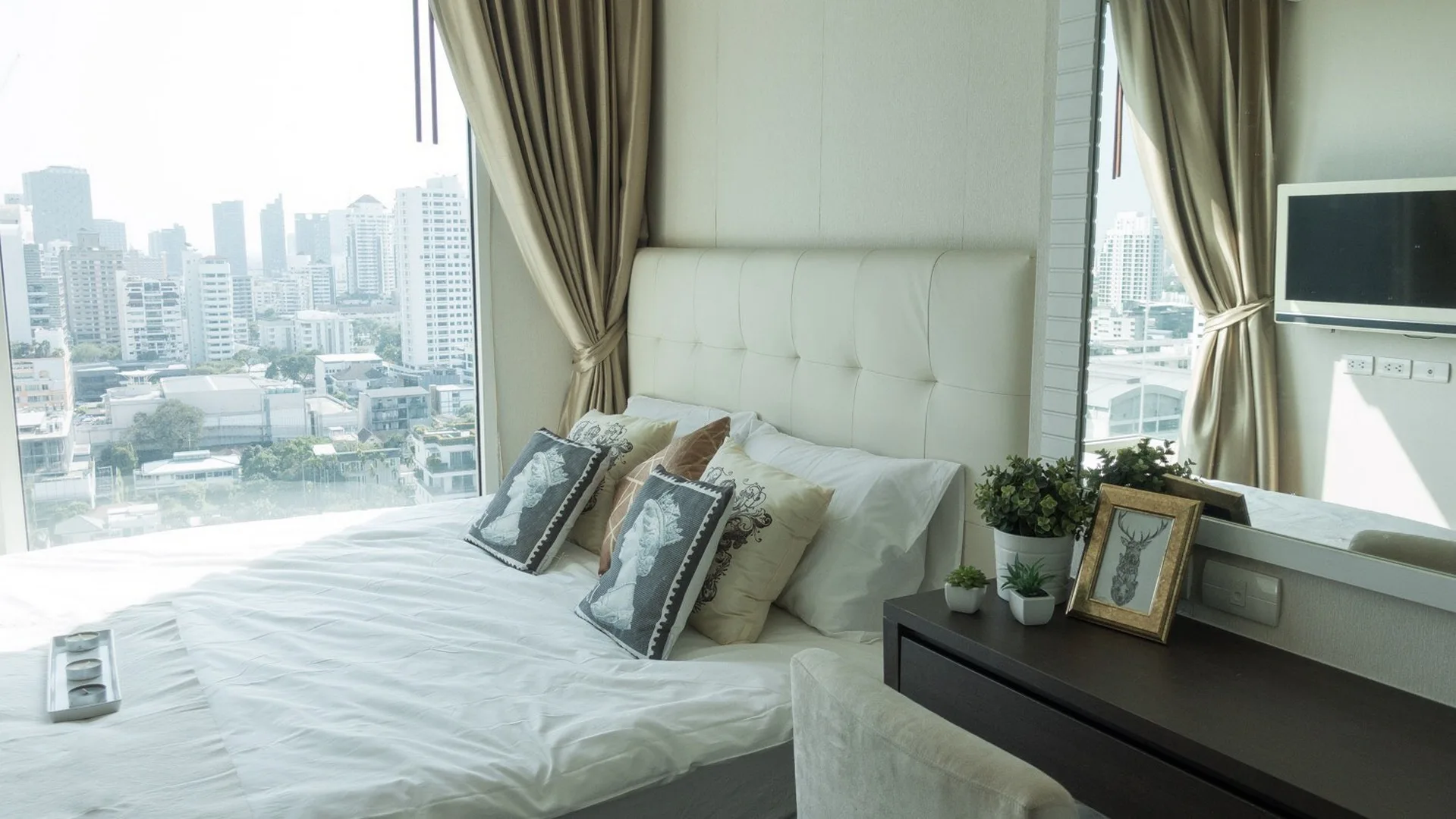 Property photos for Ivy Thonglor