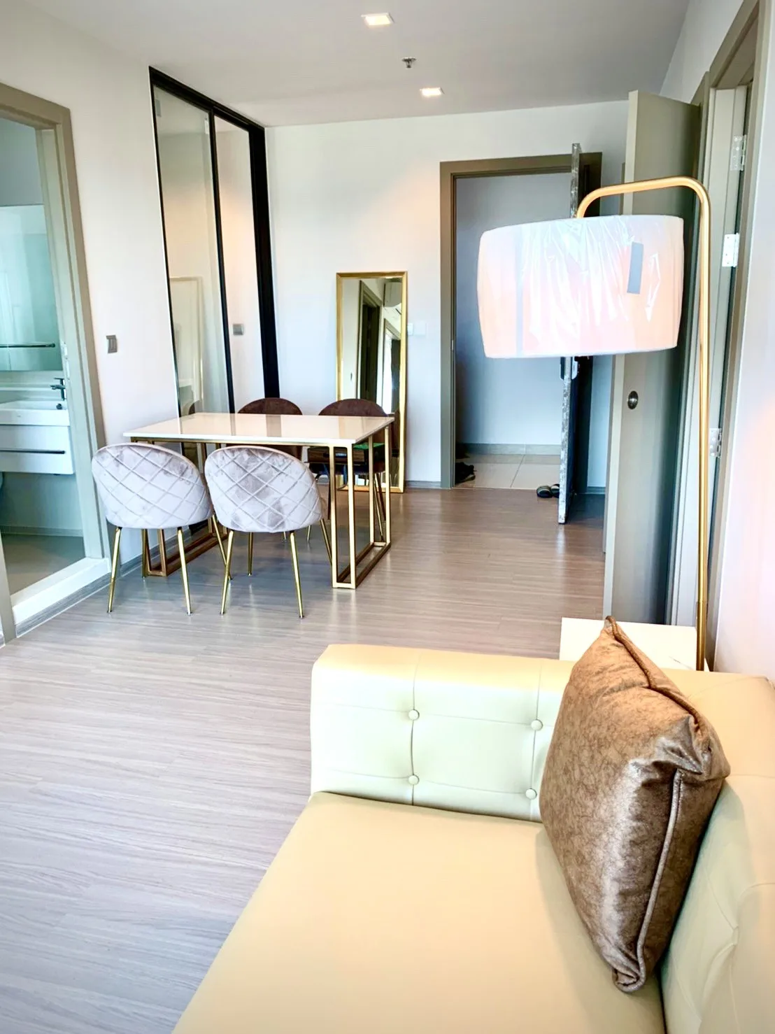 Property photos for LIFE Asoke - Rama 9
