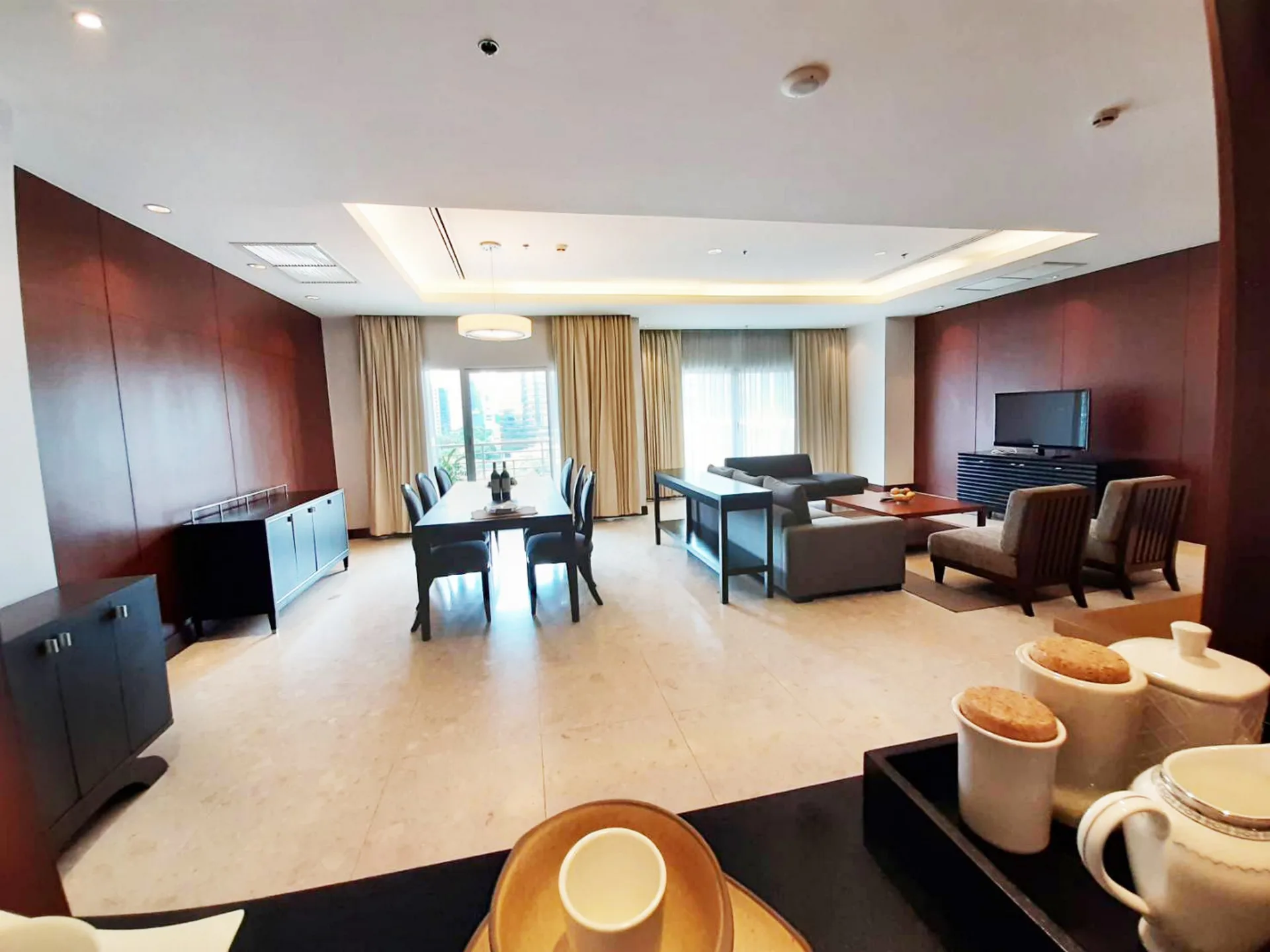 Property photos for Royal Residence Park