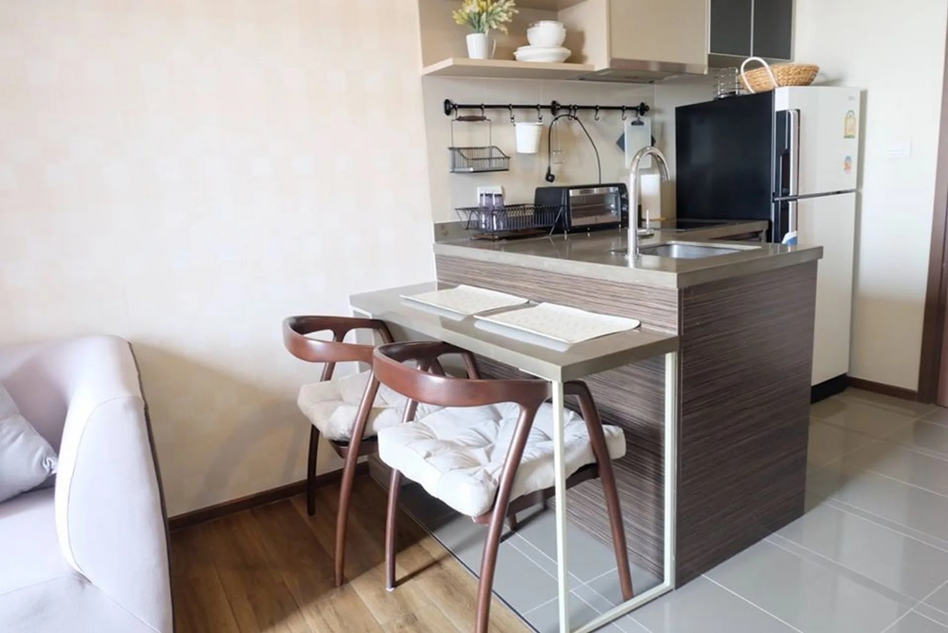 Property photos for Onyx Phaholyothin