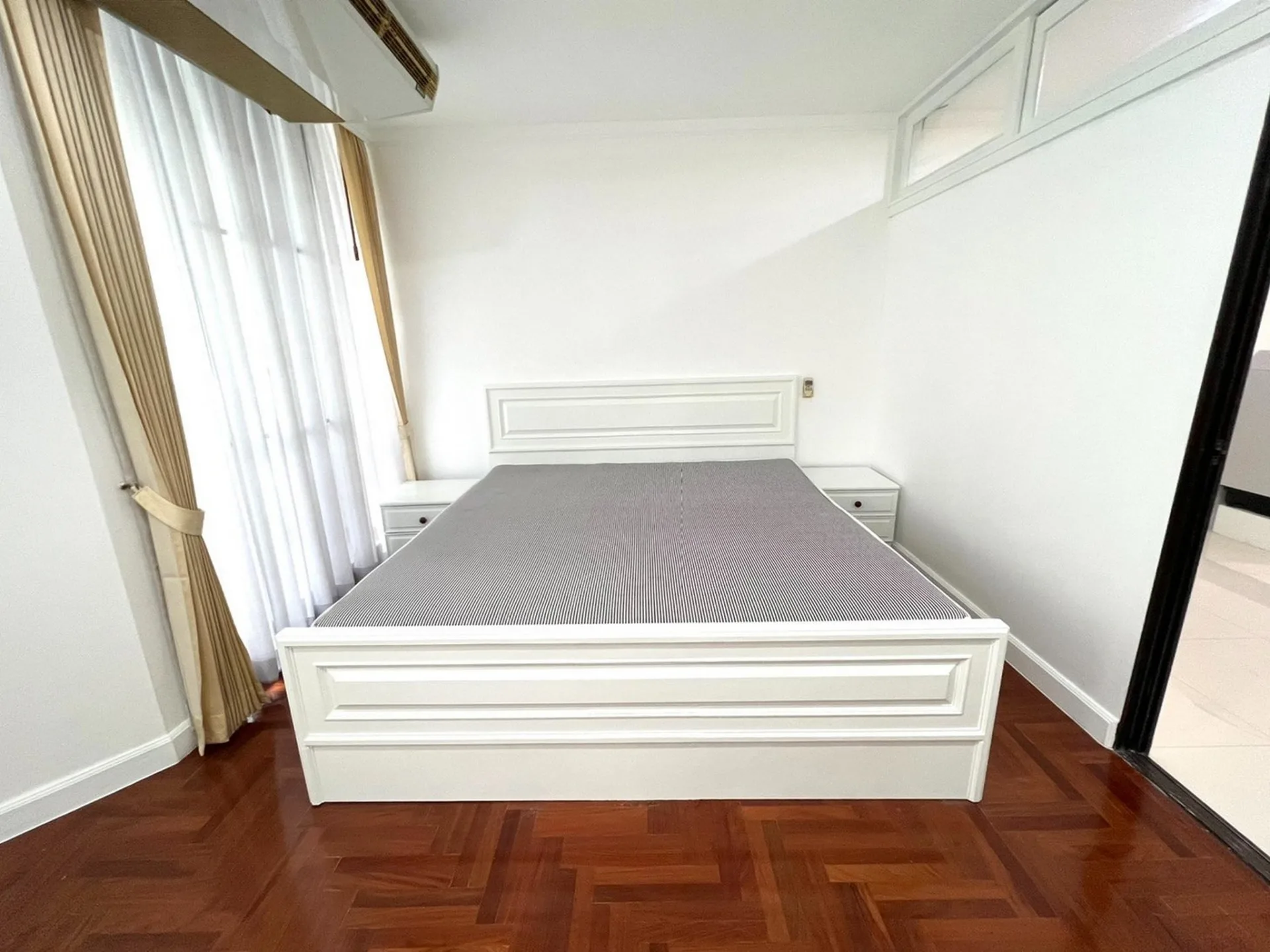 Property photos for Supalai Place