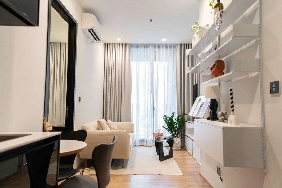 Property photos for Noble Around Ari