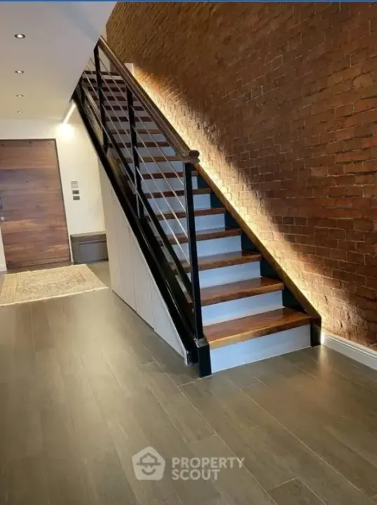 Property photos for Penthouse Condominium 3