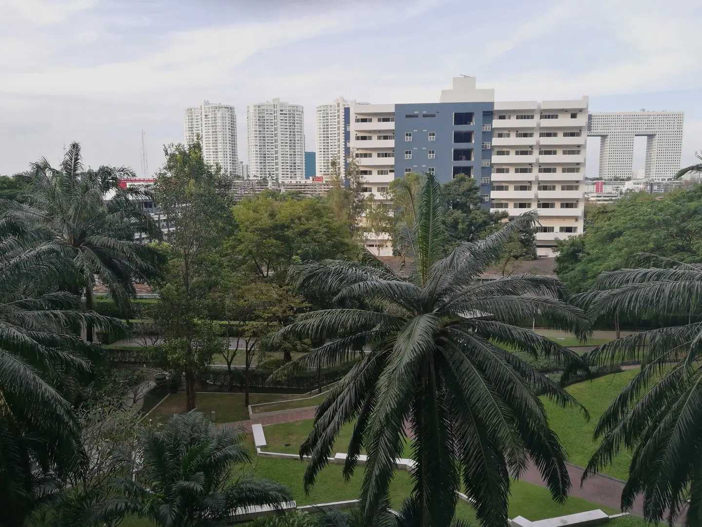 Property photos for Abstracts Phahonyothin Park