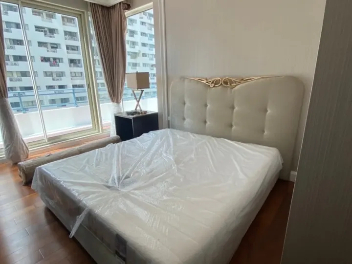Property photos for Q Langsuan