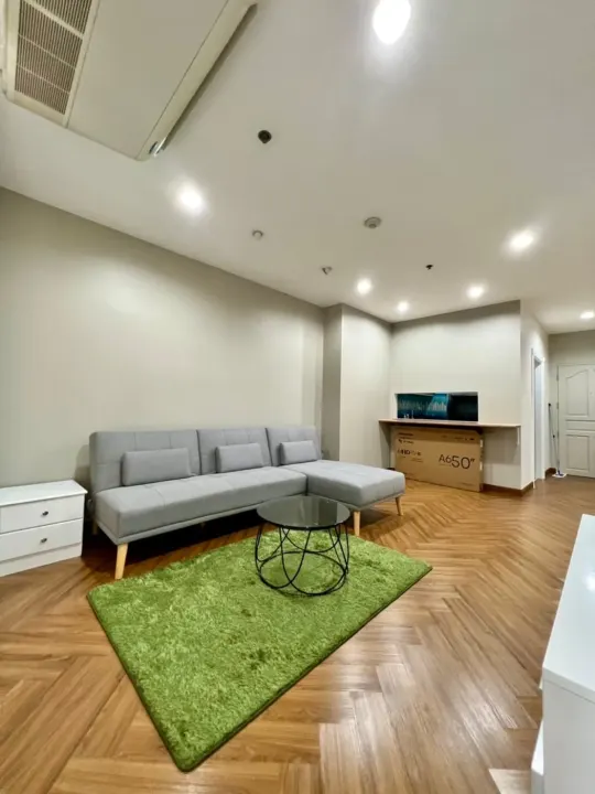 Property photos for Pathumwan Resort
