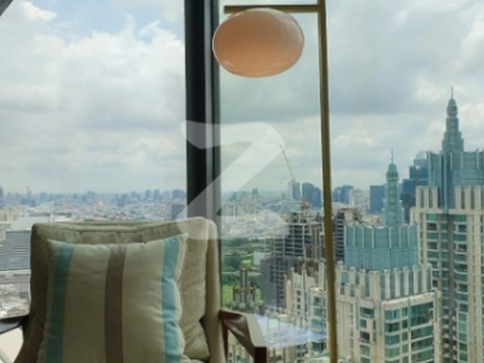 Property photos for 28 Chidlom