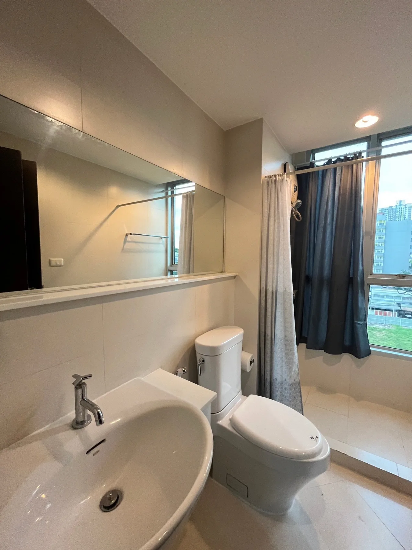 Property photos for The Address Sukhumvit 42