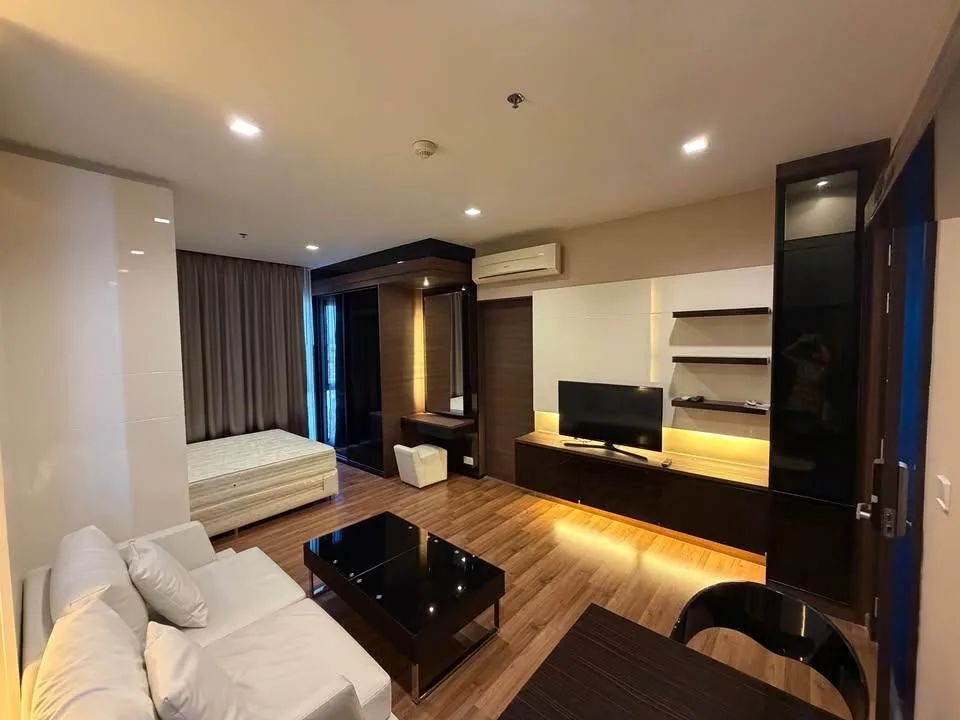 Property photos for Ivy Ampio