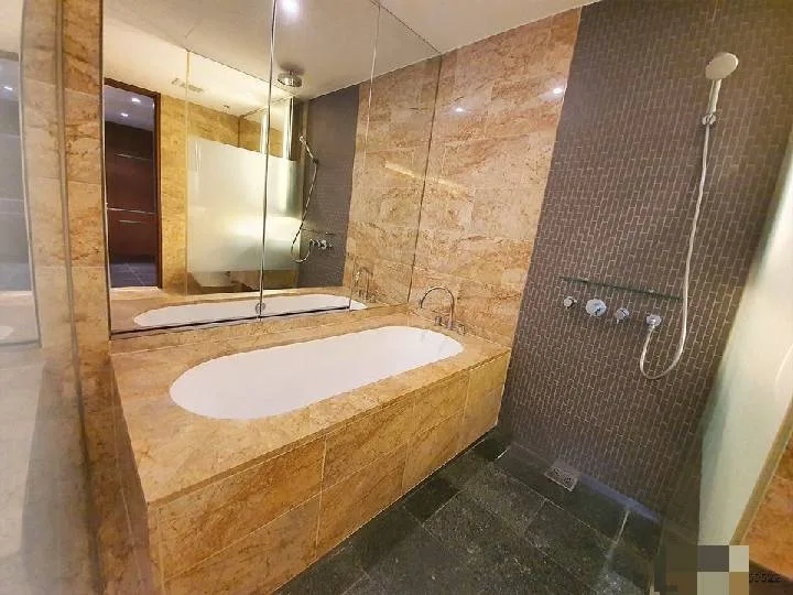 Property photos for Hansar Rajdamri