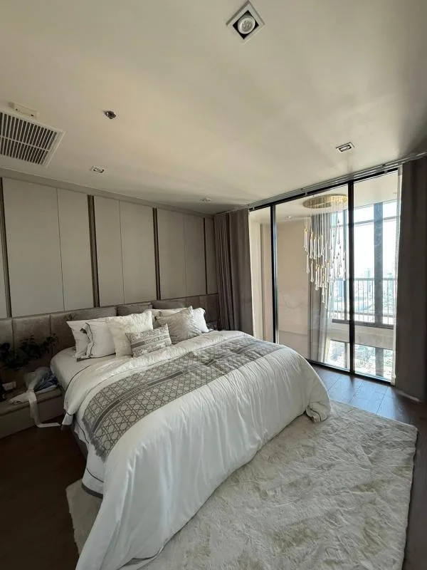 Property photos for Park Origin Phromphong