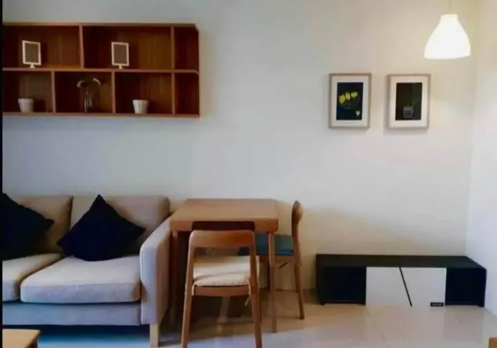 Property photos for Beverly 33