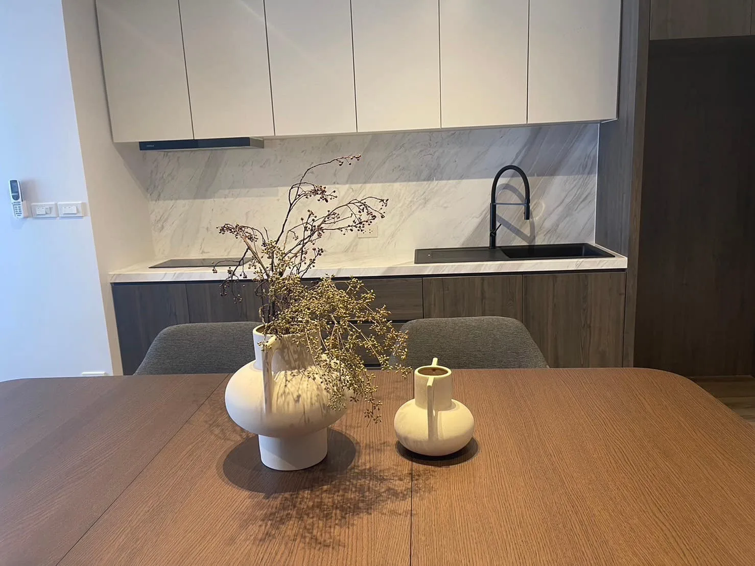 Property photos for State Tower