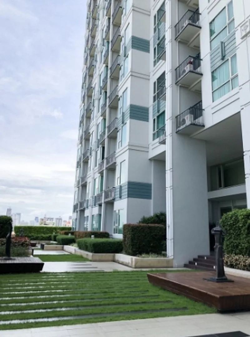 Property photos for Ivy Thonglor