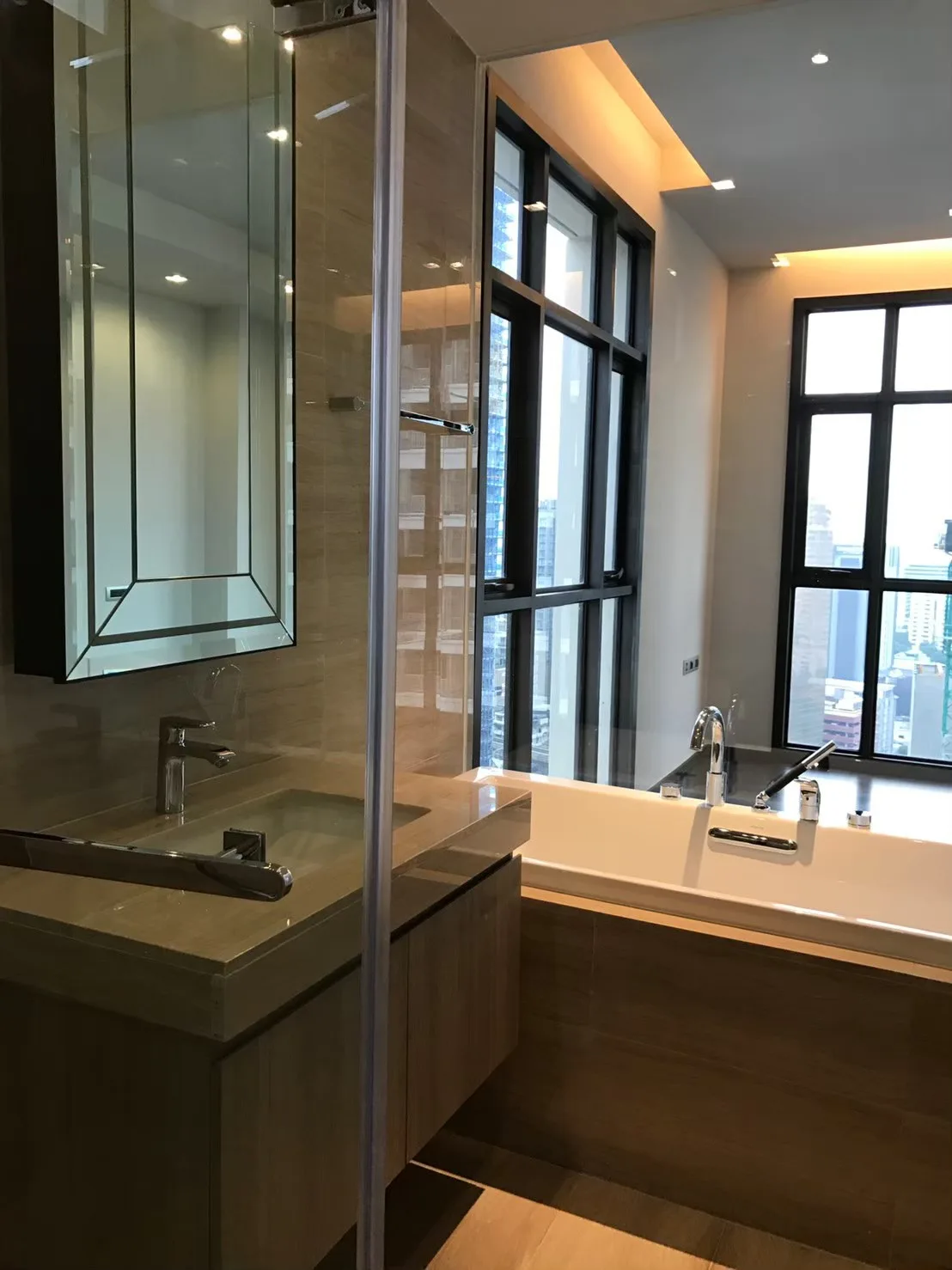 Property photos for The XXXIX by Sansiri