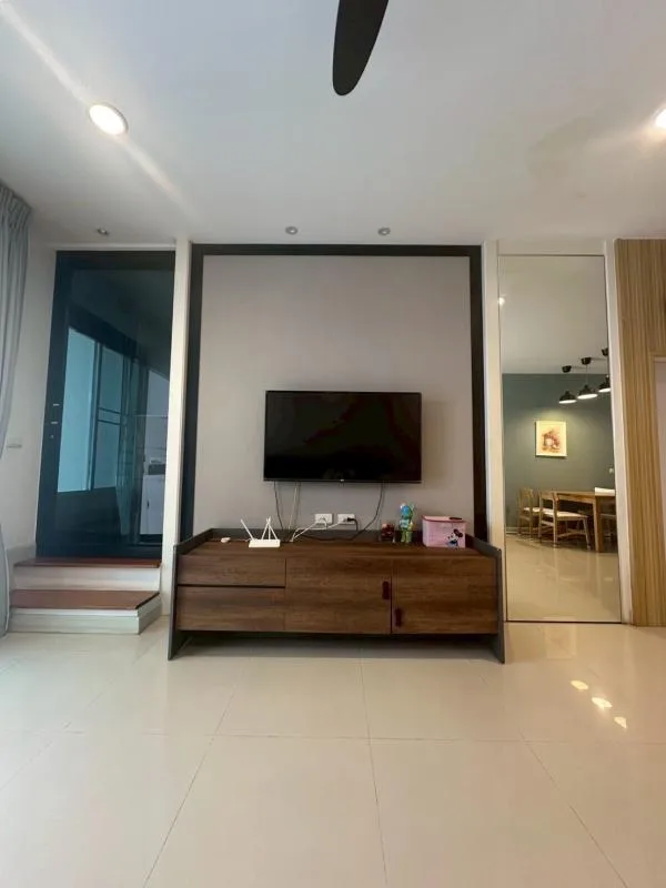 Property photos for Baan Klang Muang Sathorn-taksin 2