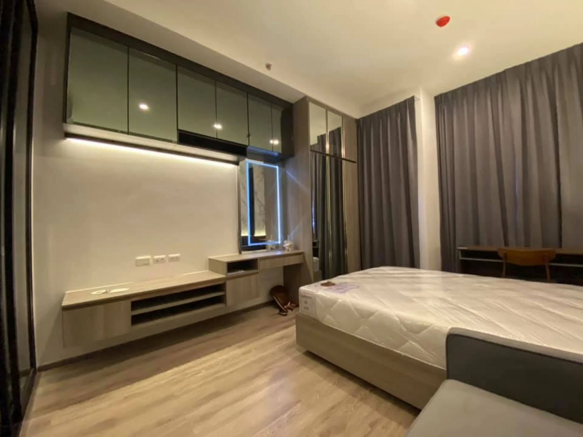 Property photos for Knightsbridge Prime Onnut