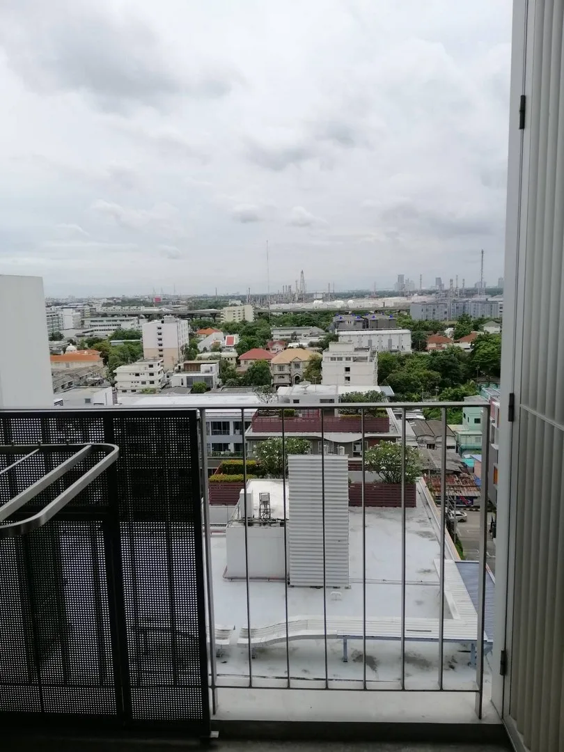Property photos for The Room Sukhumvit 62