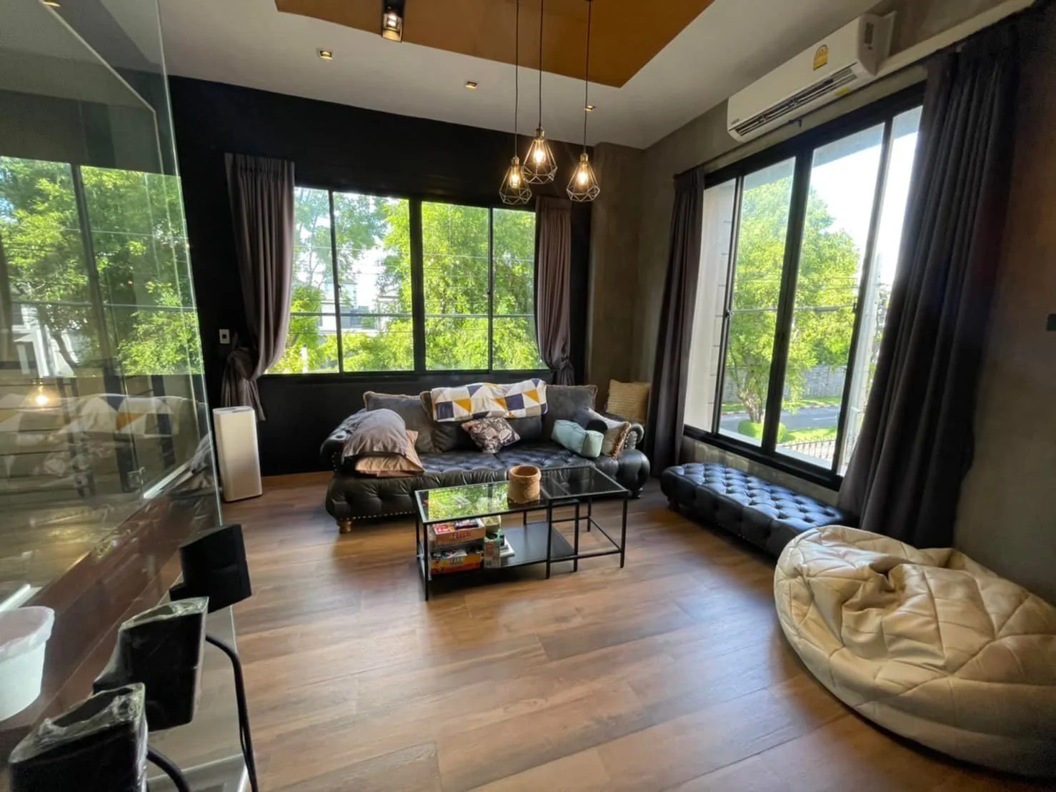 Property photos for Baan Klang Meuang British Town Srinakarin
