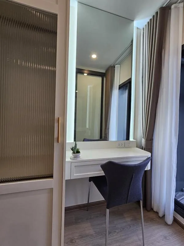Property photos for Life Rama 4 - Asoke