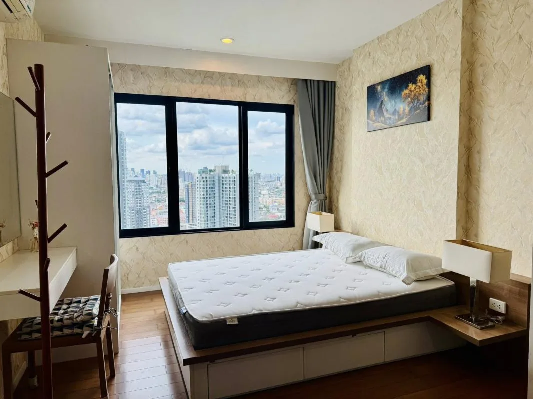 Property photos for Blocs 77