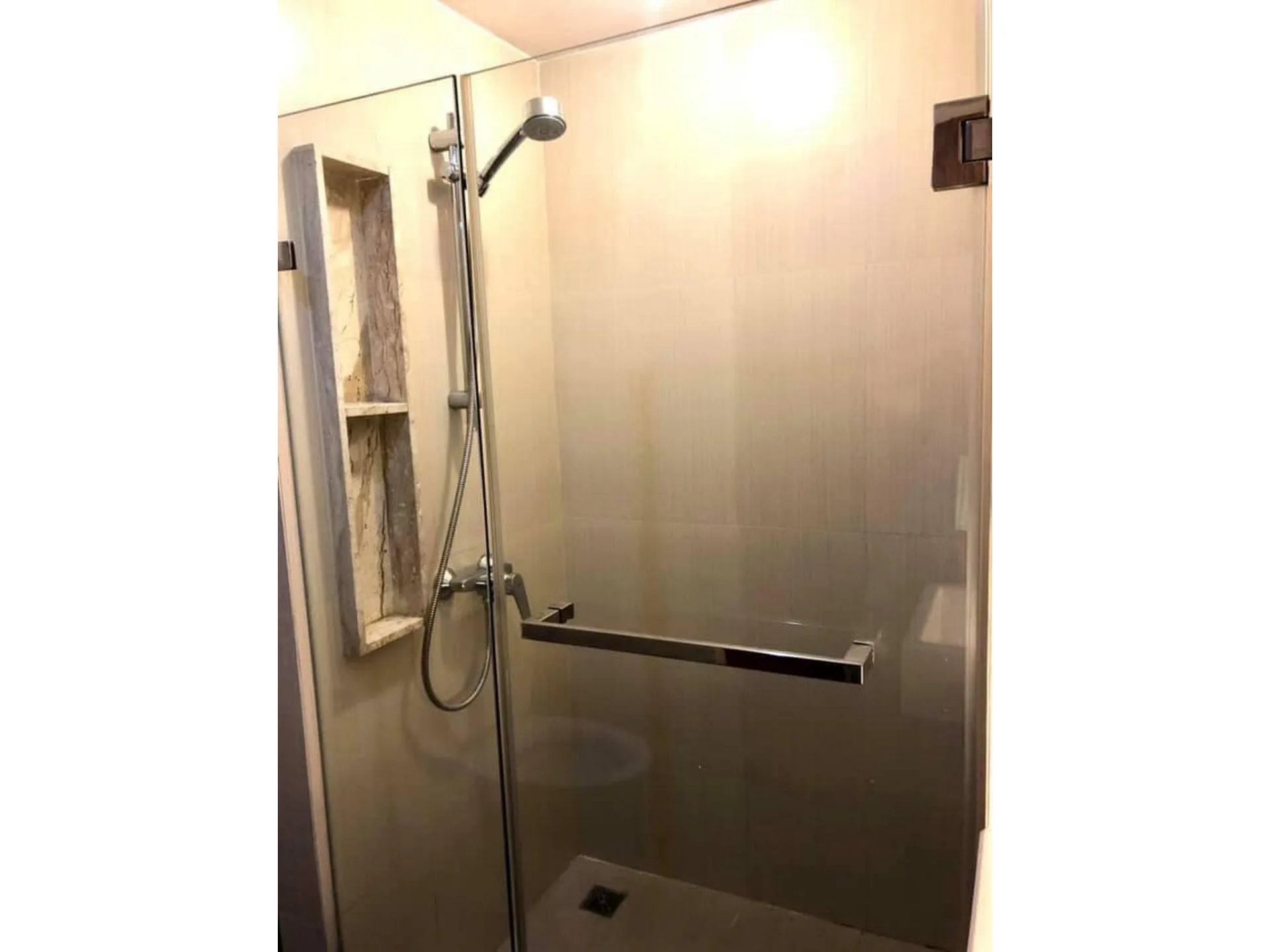 Property photos for Zenith Place Sukhumvit 42