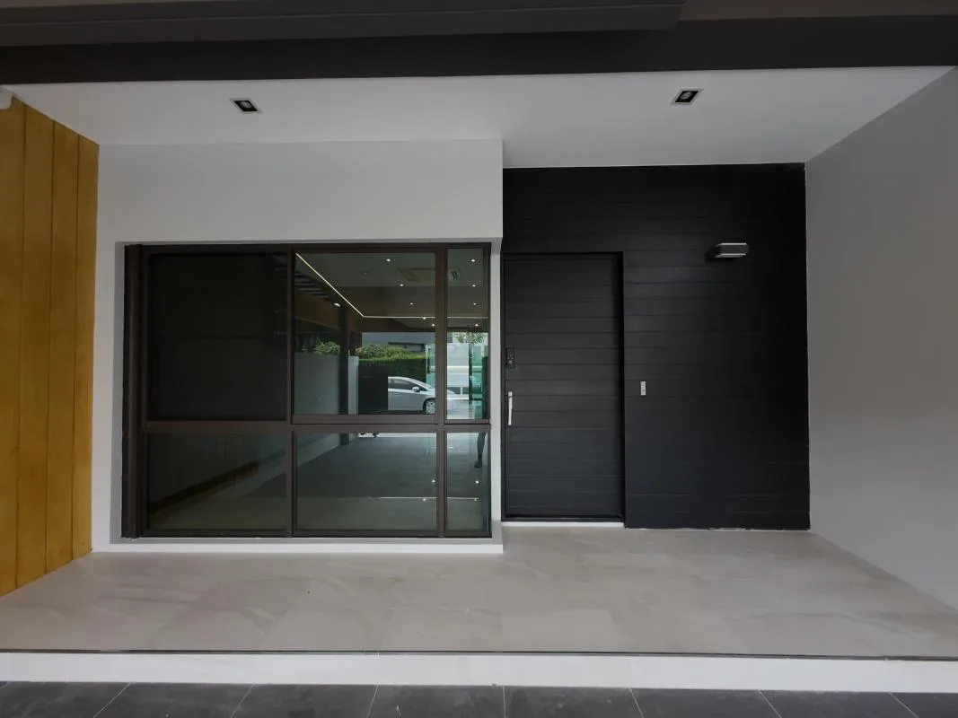 Property photos for The Landmark Ekamai-ramindra