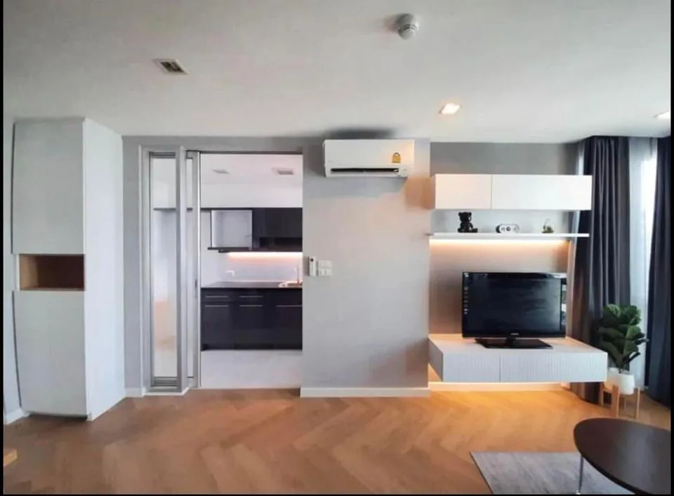 Property photos for The Room Sukhumvit 64