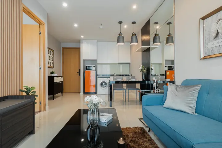 Property photos for Circle Condominium
