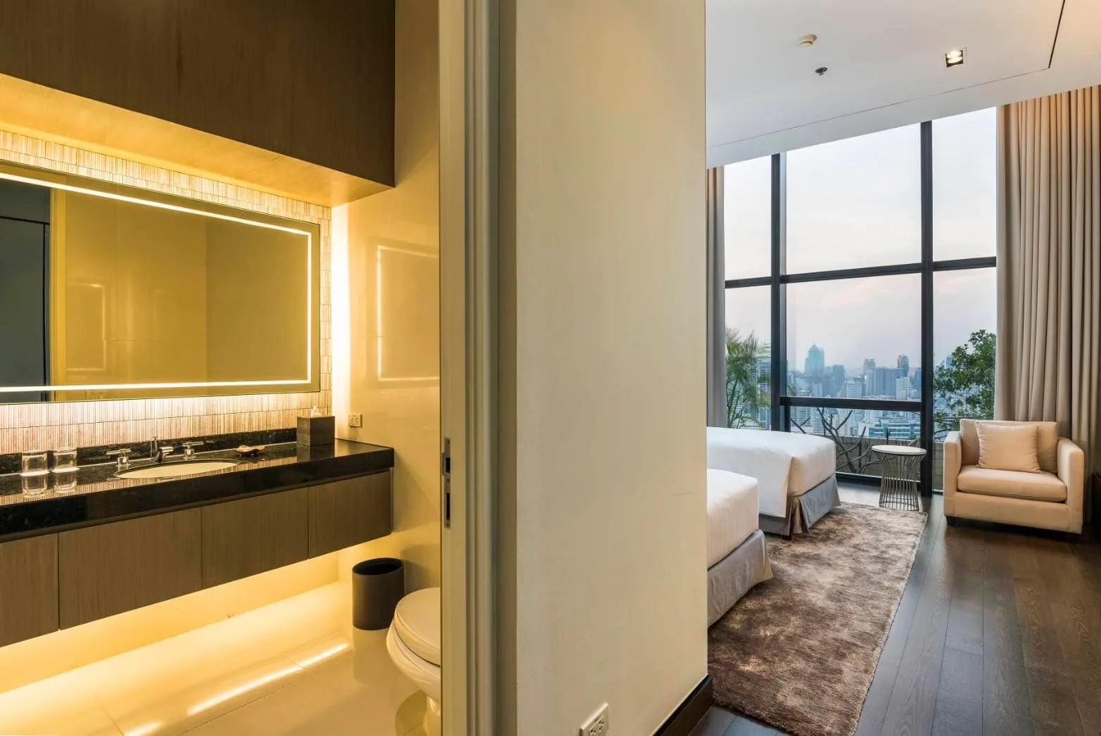 Property photos for Emporium Suites by Chatrium