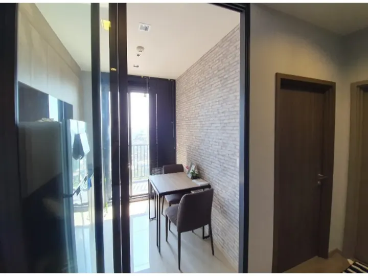 Property photos for The Line Wongsawang