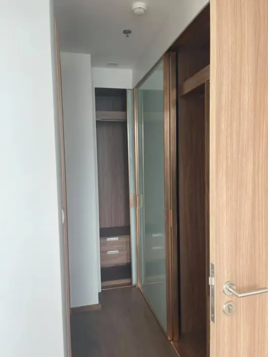 Property photos for Noble BE 33