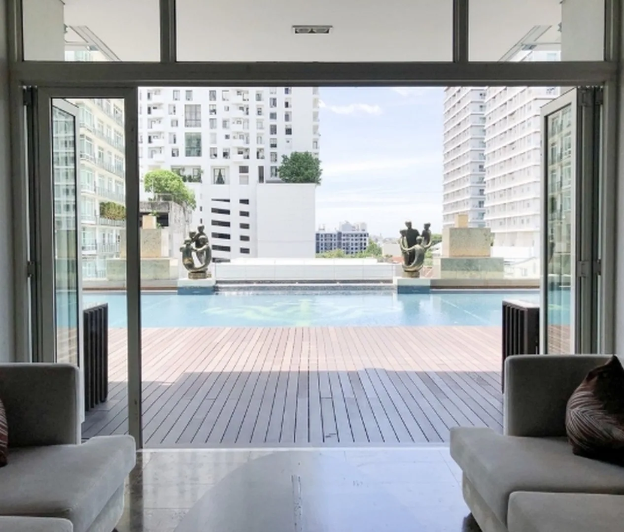 Property photos for Ivy Thonglor