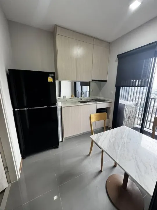 Property photos for Metris Rama 9-ramkhamhaeng