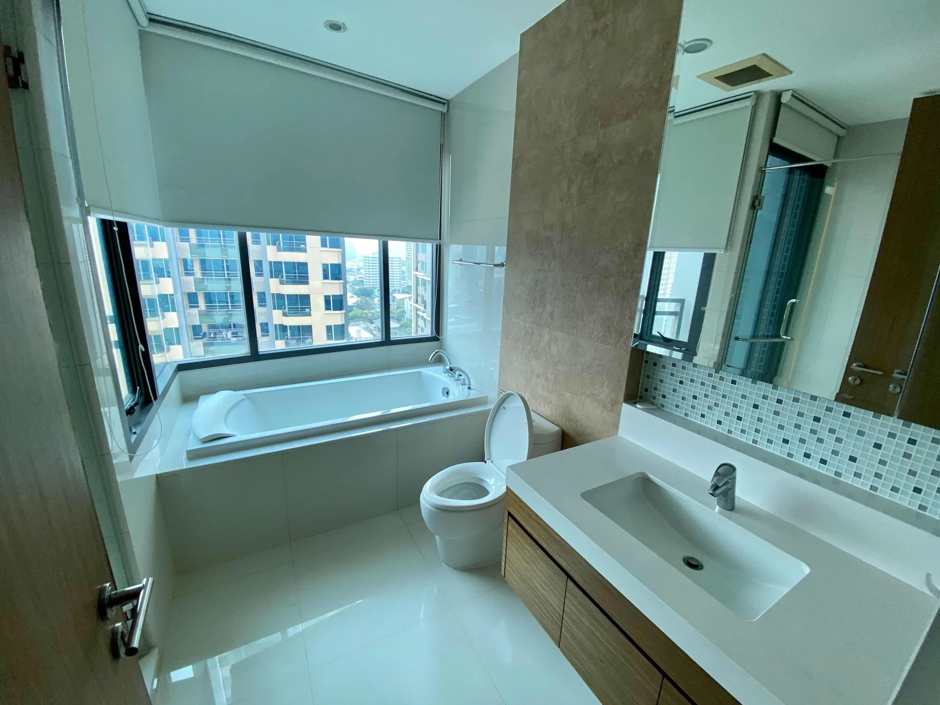 Property photos for Bright Sukhumvit 24