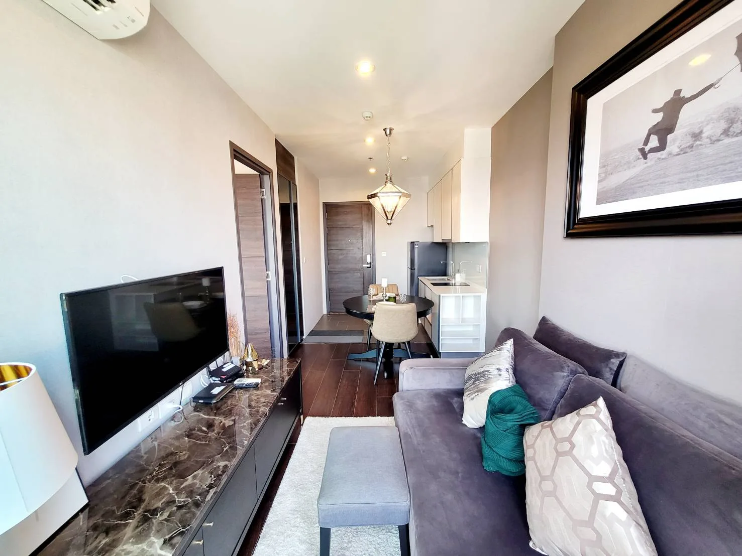 Property photos for C Ekkamai