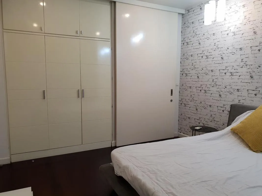 Property photos for MANHATTAN CHIDLOM